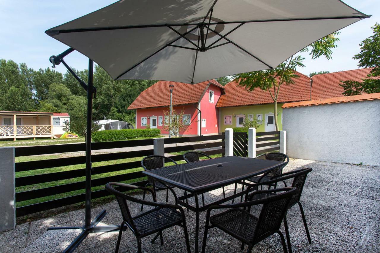 Holiday House In Terme Catez Brežice Екстериор снимка
